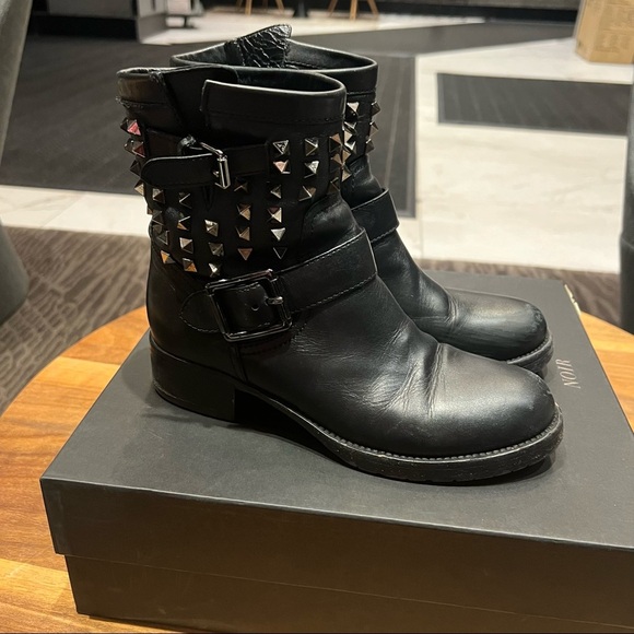 Valentino Rockstud Boots - Picture 13 of 14